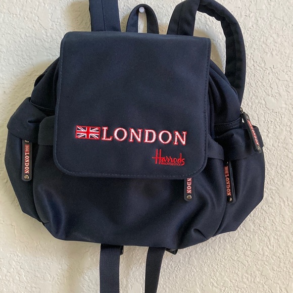 ♥️Lightweight Backpack♥️ - Picture 1 of 4